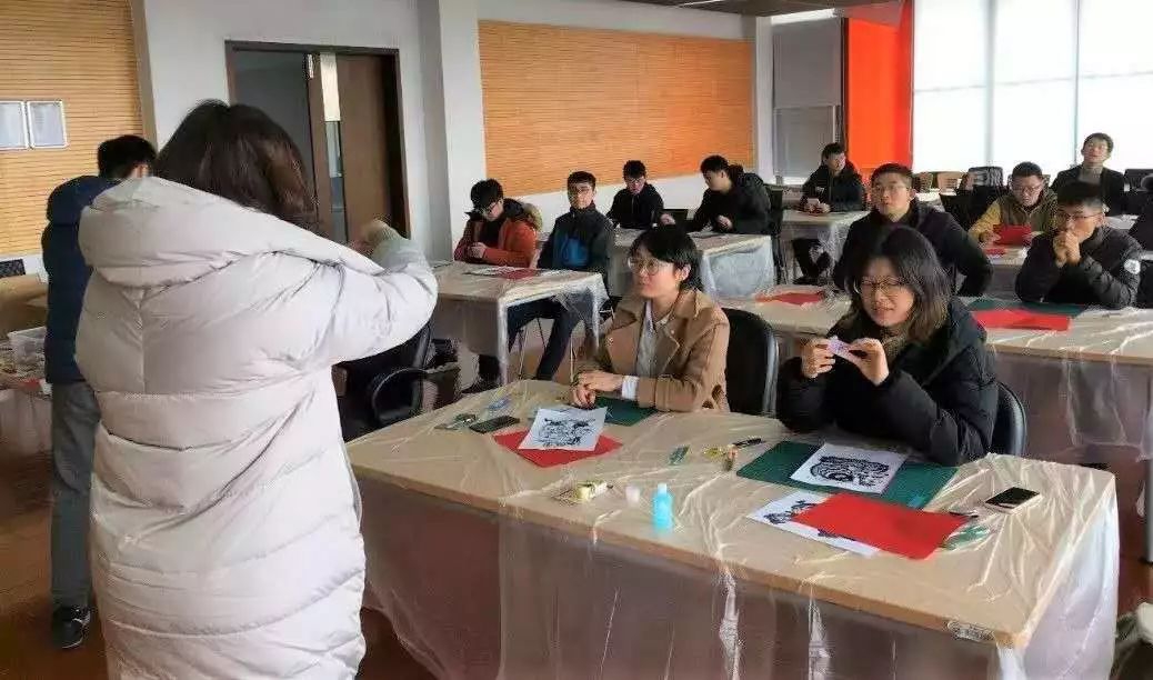 台湾av女优