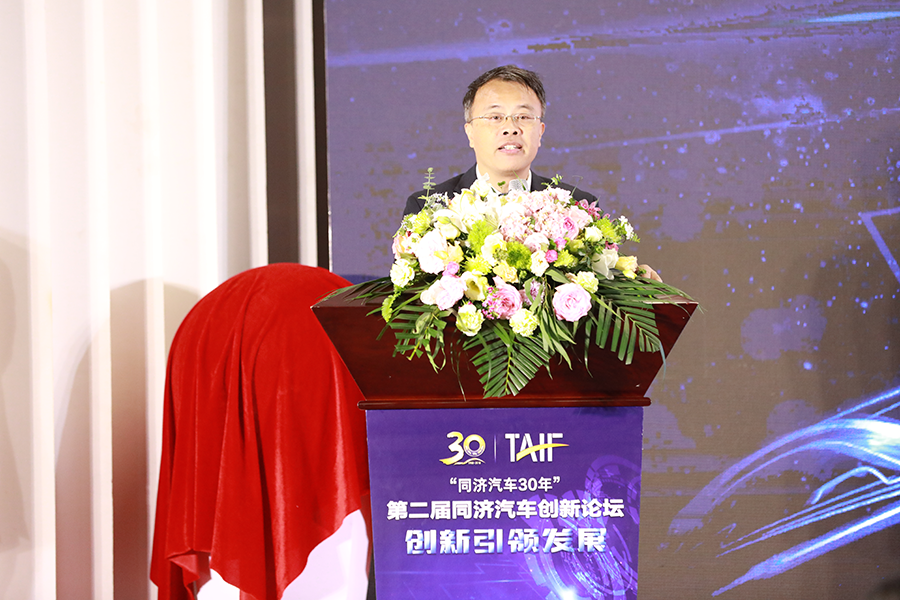 台湾av女优
校长助理余卓平 